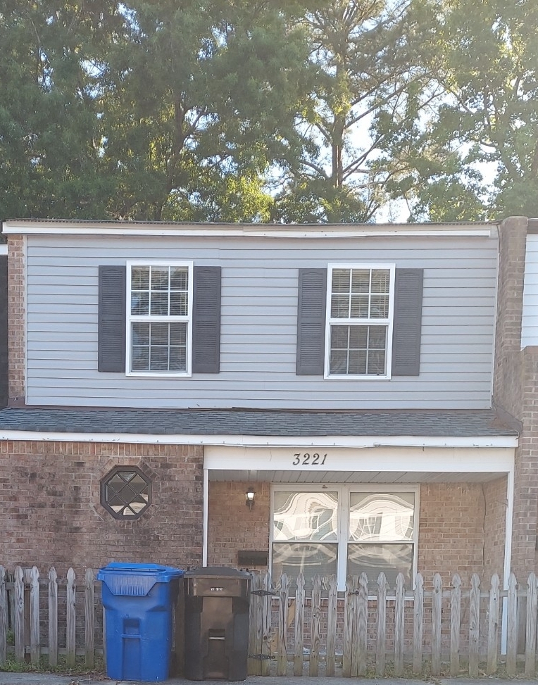 3221 Barlborough Way - 1